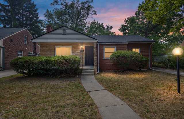16531 Greenlawn St Gallery 1