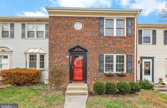 2921 LEXINGTON Court - 2921 Lexington Court, Lake Ridge, VA 22192