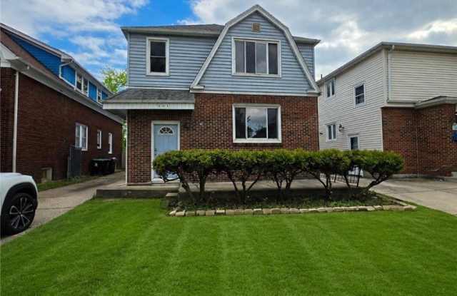 351 Stillwell Avenue photos photos