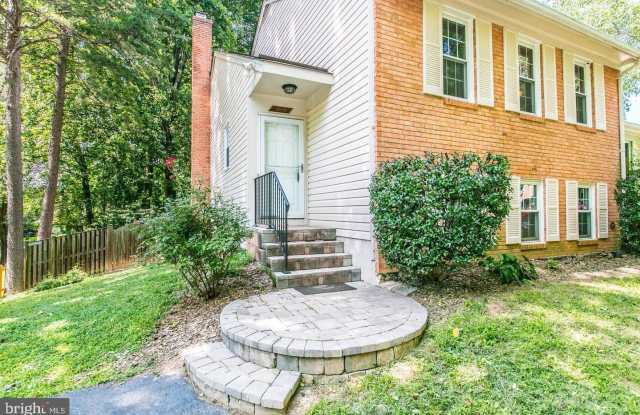 10050 WOOD SORRELS LANE - 10050 Wood Sorrels Lane, Burke Centre, VA 22015