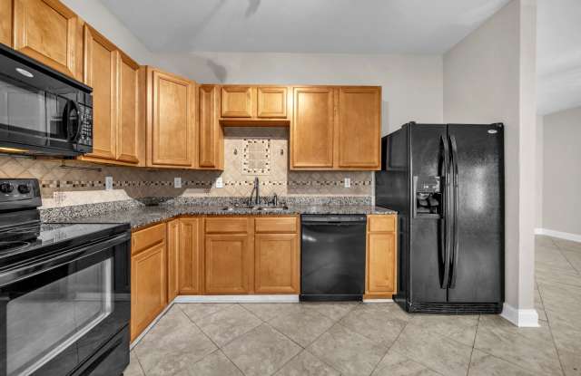Freshly Painted 3BR/2.5BA Townhome with 2-Car Garage & Resort-Style Amenities Gallery 4