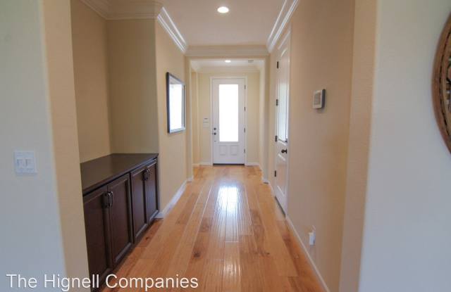 3215 Tinker Creek Way Gallery 4