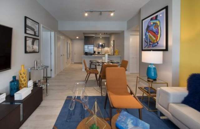 3554 Northwest 83rd Avenue #100 Gallery 4