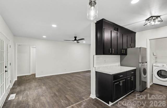 556 Blendwood Drive Gallery 2