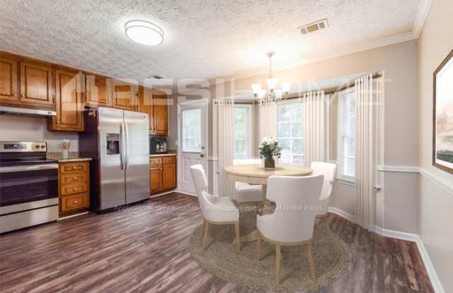 4140 Fox Chase Drive Gallery 3
