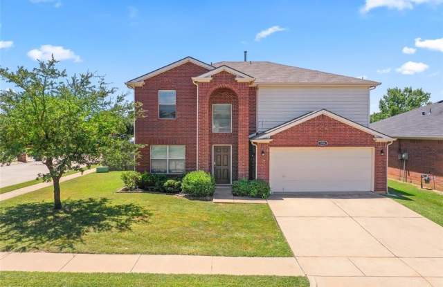 1816 Two Hawks Drive - 1816 Two Hawks Drive, Fort Worth, TX 76131