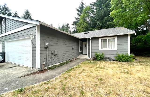 Remodeled 3-Bedroom Duplex Home in North Gig Harbor photos photos