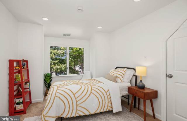 6603 GUDE Avenue Gallery 3