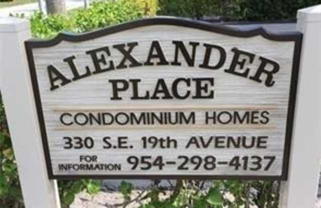 330 SE 19th Ave photos photos