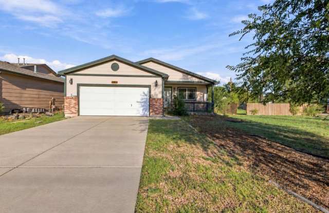 3 bedroom Ranch on Oversized lot in Fountain Valley Gallery 3