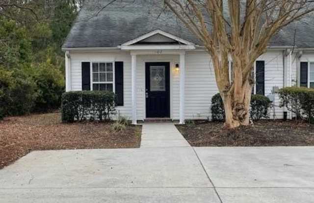 102 Bennington Lane photos photos
