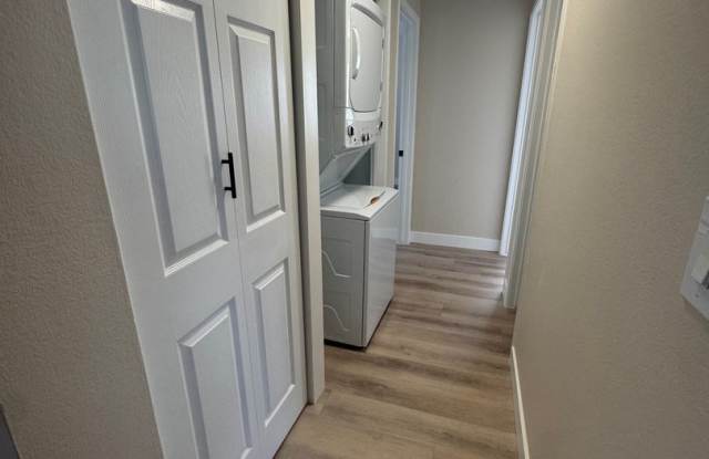 Carlsbad Coast Apts photos photos