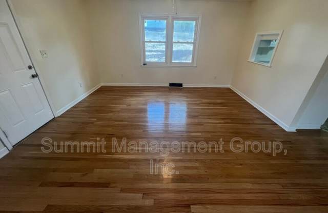 8293 Lakeview Drive Southwest Gallery 4