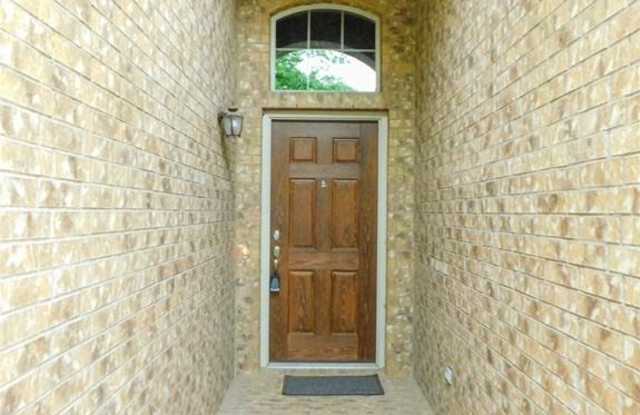 1104 Nora Lane Gallery 3
