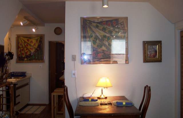 819 North Jackson Street - 1 Gallery 3