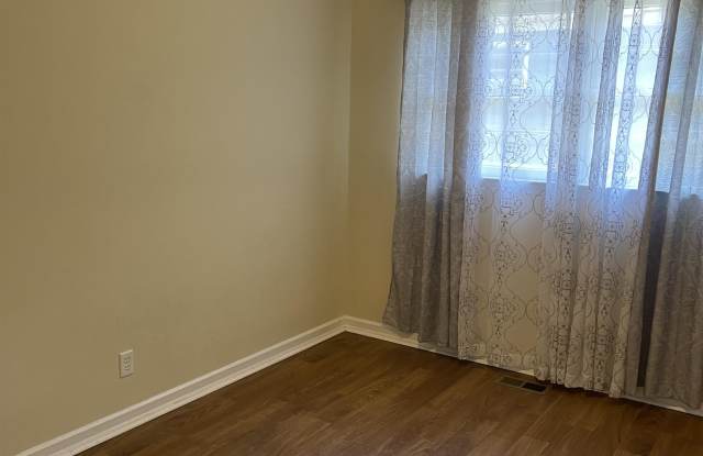 Rudolph Street 1621 Gallery 2