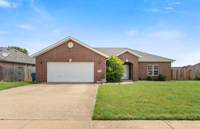 Stunning 3 Bed 2 Bath In Quiet Neighborhood photos photos