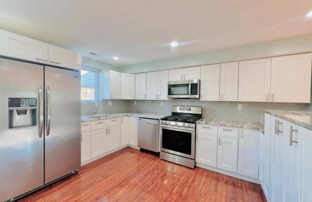 4045 Saint Monica Drive photos photos