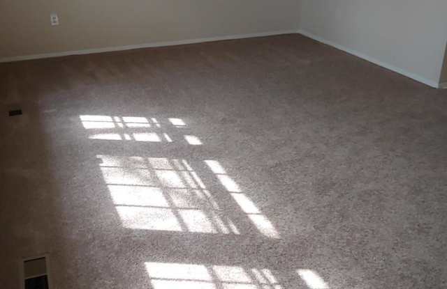 16206 ALDERWOOD LANE Gallery 3