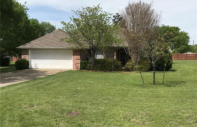 201 Goodson Way - 201 Goodson Way, Denton, TX 76207