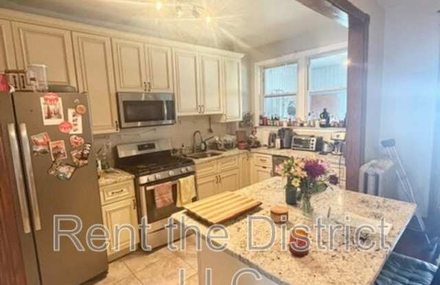 318 T Street NE photos photos