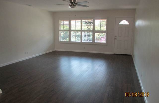 4098 La Barbara Drive Gallery 3