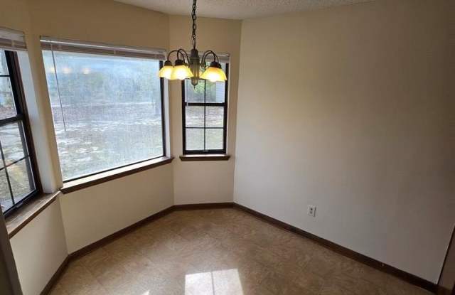 2501 Creekwood Dr. Gallery 3