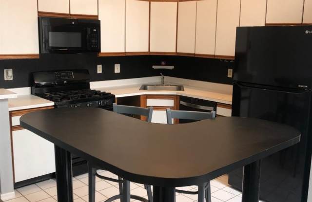 27 Townsend Court Gallery 3