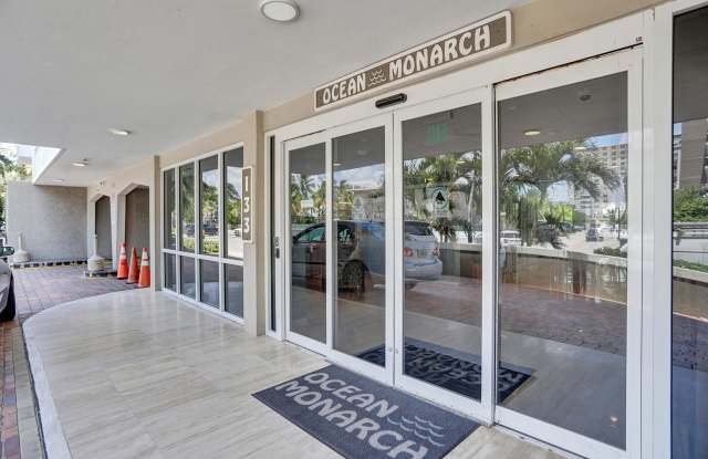 133 N Pompano Beach Blvd Gallery 2