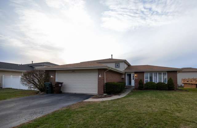 17840 Vista Drive - 17840 Vista Drive, Country Club Hills, IL 60478 17840 Vista Drive - 17840 Vista Drive, Country Club Hills, IL 60478