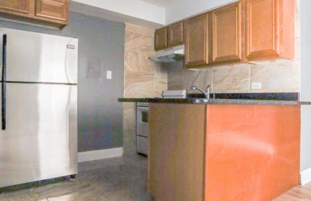 6110 North Kenmore Ave. photos photos