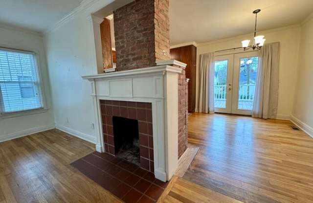 2733 Thornton Circle Southwest Gallery 4