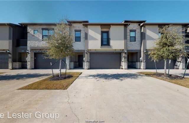 2840 Papa Bear - 2840 Papa Bear Dr, College Station, TX 77845