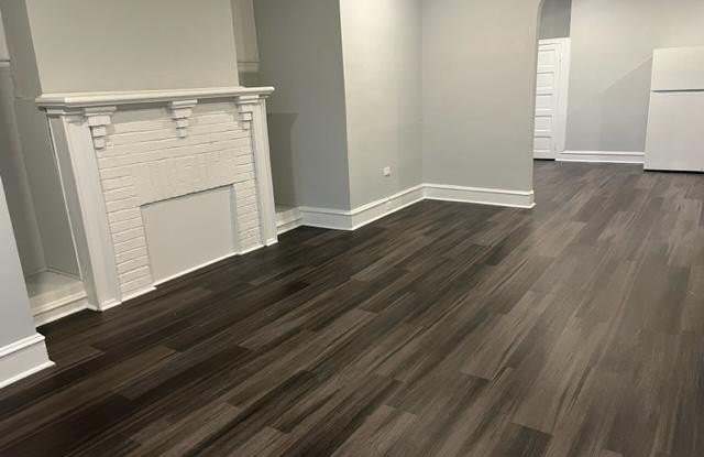 6718 N BROAD Street photos photos