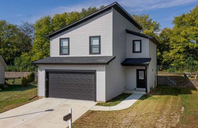 New Construction 3 Bedroom Home! - 3917 Shasta Drive, Bloomington, IL 61705