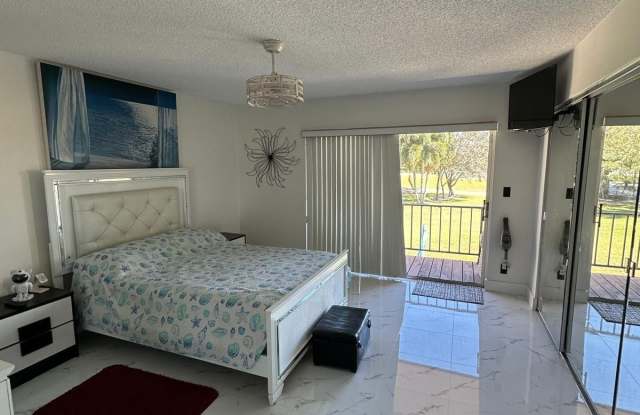 4557 LUXEMBURG Court Gallery 4