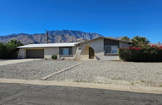 2393 Nicola Rd E - 2393 West Nicola Road, Palm Springs, CA 92262