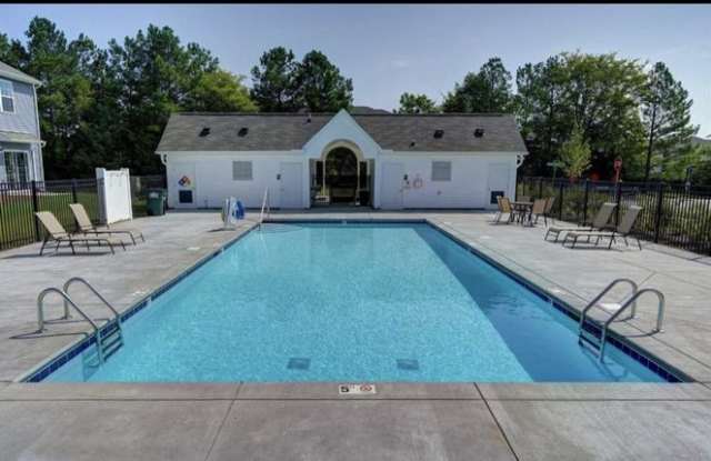 Beautiful Basement Townhome in North Charlotte! photos photos