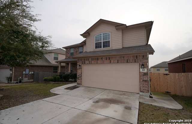 209 KENSINGTON DR Gallery 2