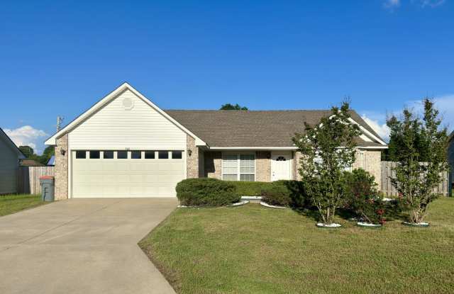 Beautiful Move In Ready 3 Bed 2 Bath for Rent! photos photos