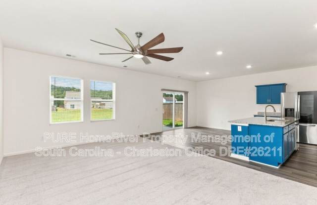 484 Pender Woods Dr Gallery 2