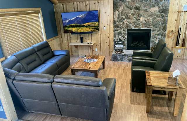 147 Teakwood Drive Gallery 4