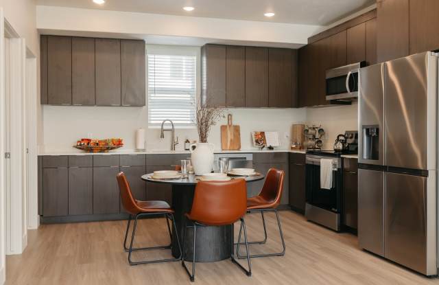 Enduro Townhomes Gallery 2