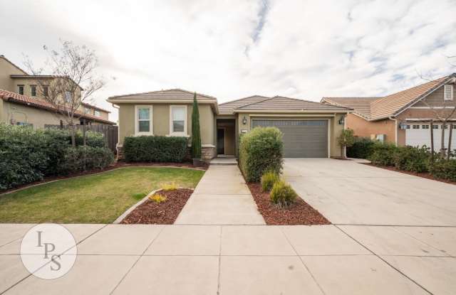 Madera Riverstone Home, 4BR/3BA, Including In-Law Suite, SOLAR, Community Pool, Tons of Community Amenities photos photos
