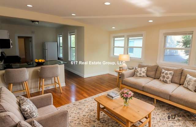 2574 Massachusetts Ave #2B Cambridge MA 02140 photos photos