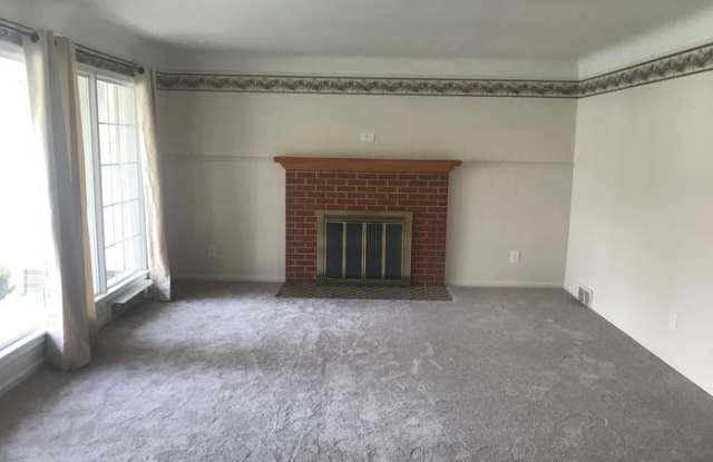 13469 Garfield Gallery 3