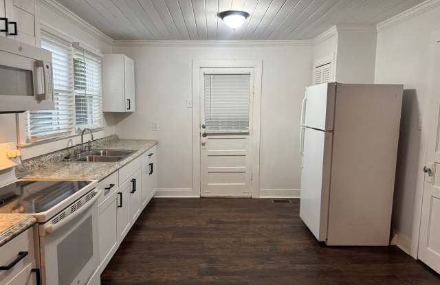 Cute and updated 2 Bedroom, 1 Bathroom House in High Point! Gallery 4