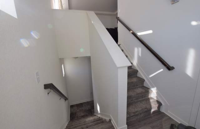 5038 Andes Way Gallery 2