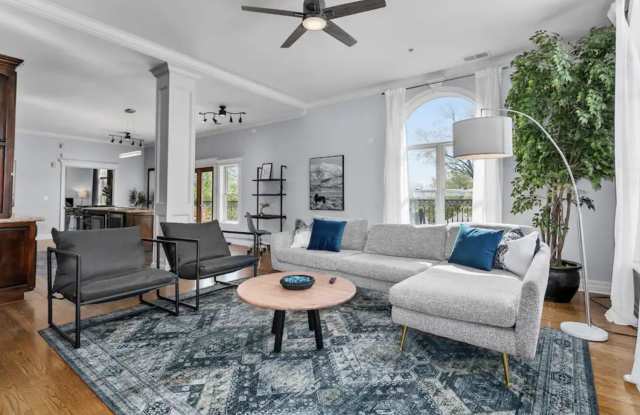 1715 Summit Street photos photos