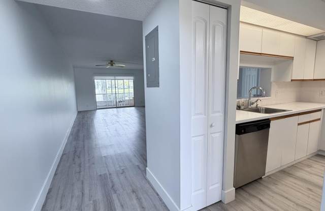 12901 SW 15th Court Gallery 3